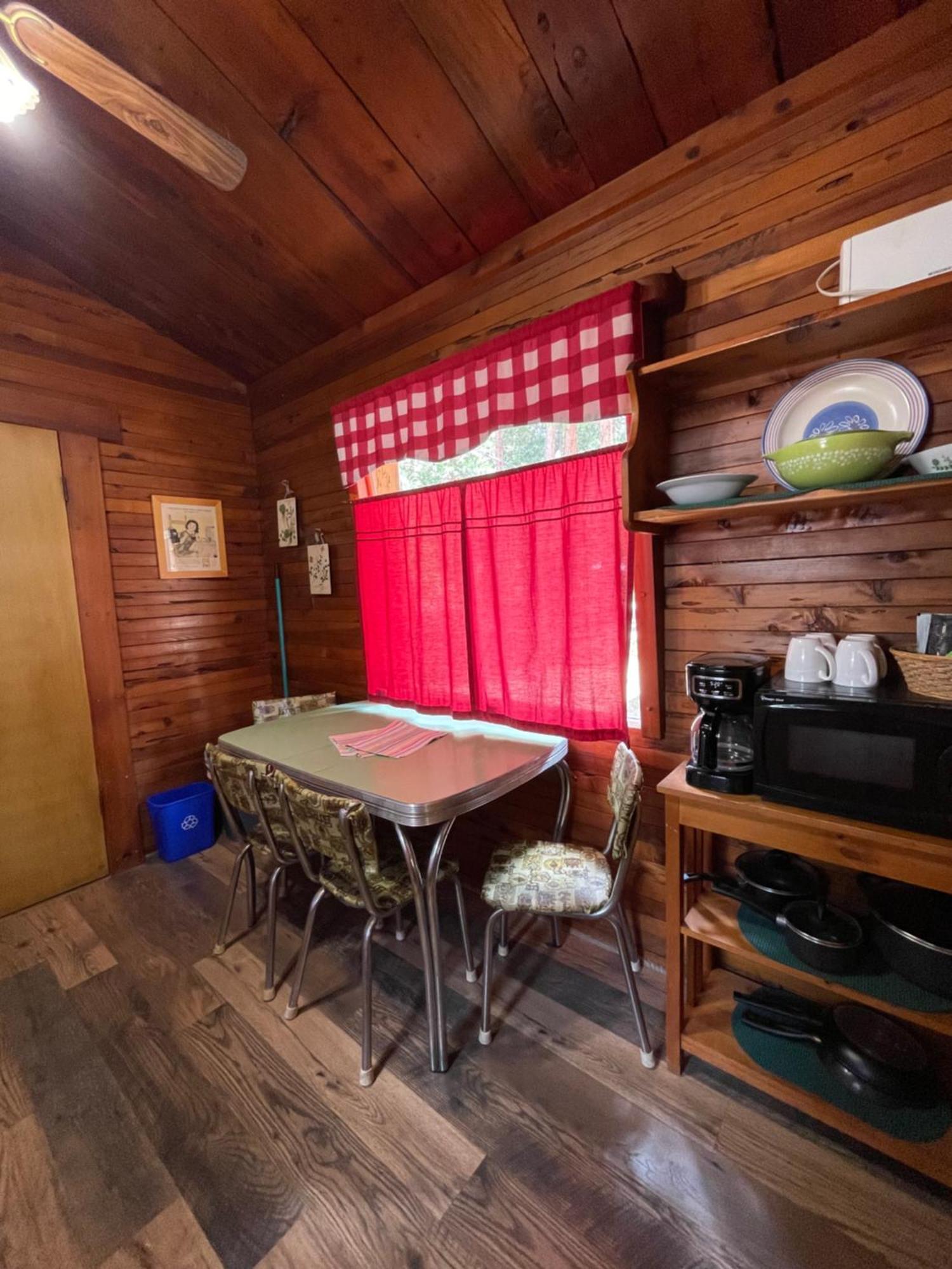 Sierra Sky Lodge Sloat Bagian luar foto